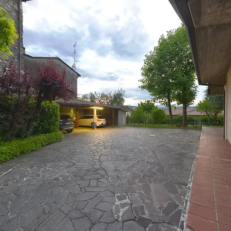 Maison Gardenia * Moniga del Garda
